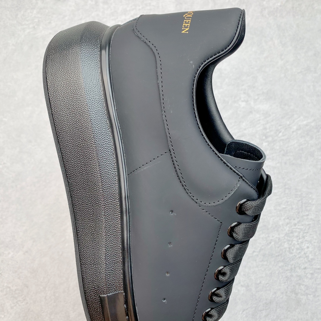 Alexander McQueen Oversized Black - vstockx