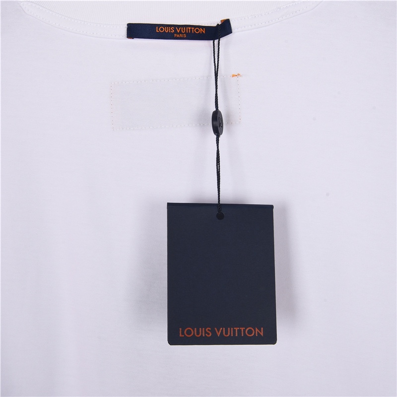 Clothes Louis Vuitton 484 - vstockx