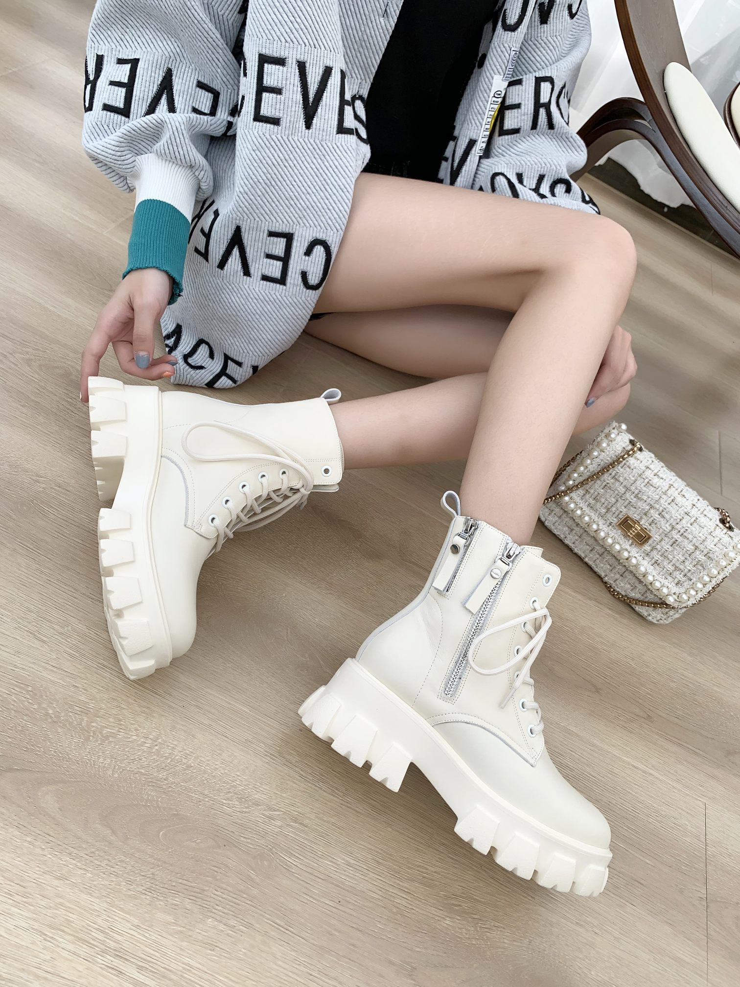 Prada Boots Women 37 - vstockx