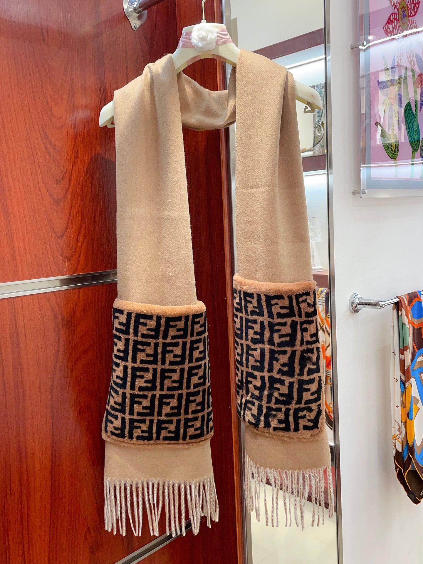 Streetwear Scarf FENDI 328835 size:38cm*210cm - vstockx