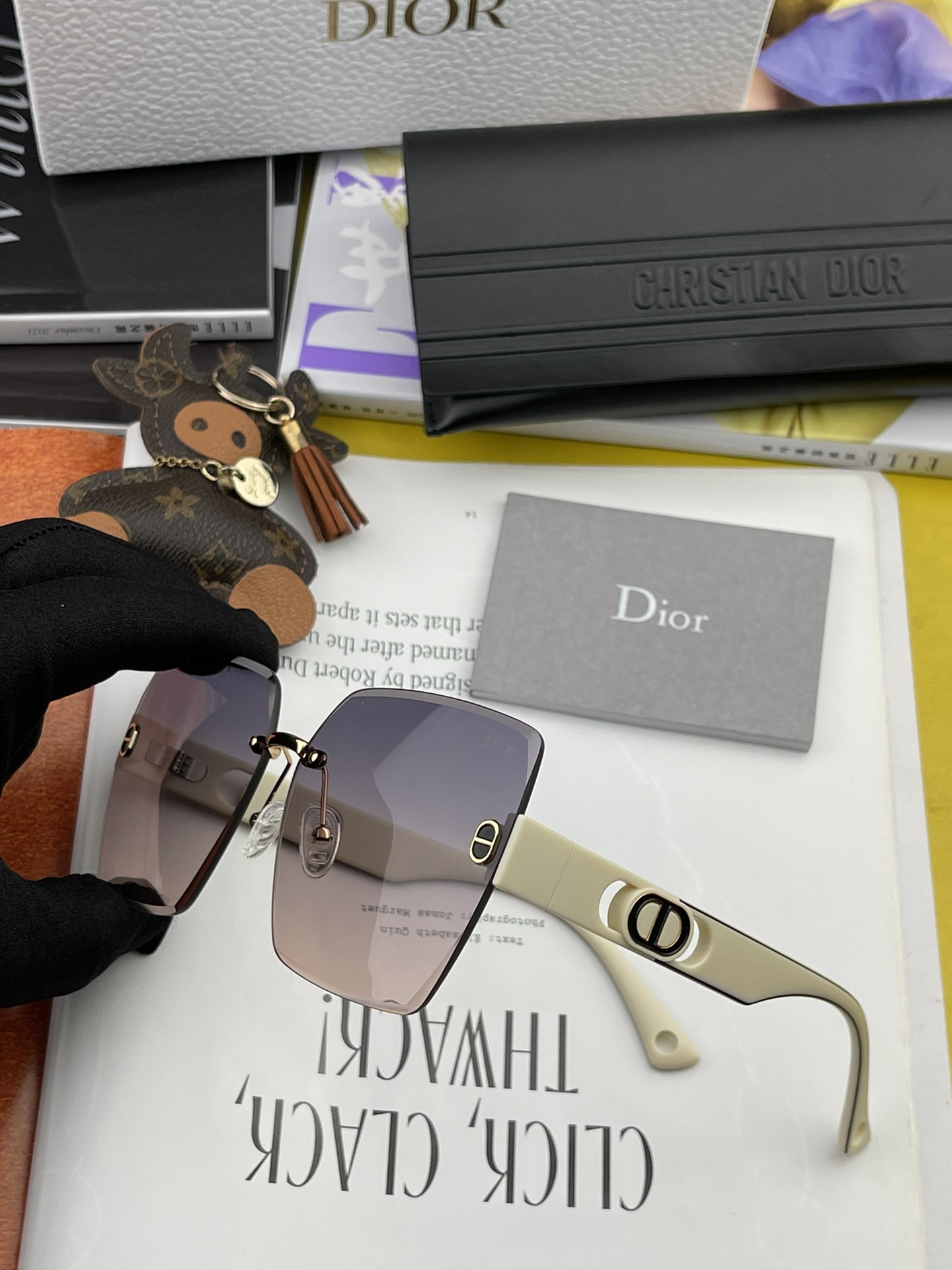 sunglasses Dior CD9970 - vstockx