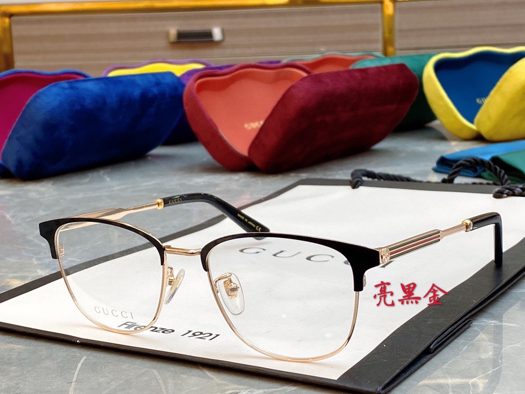 Sunglasses Gucci GG0609OK size:52��18-145 - vstockx