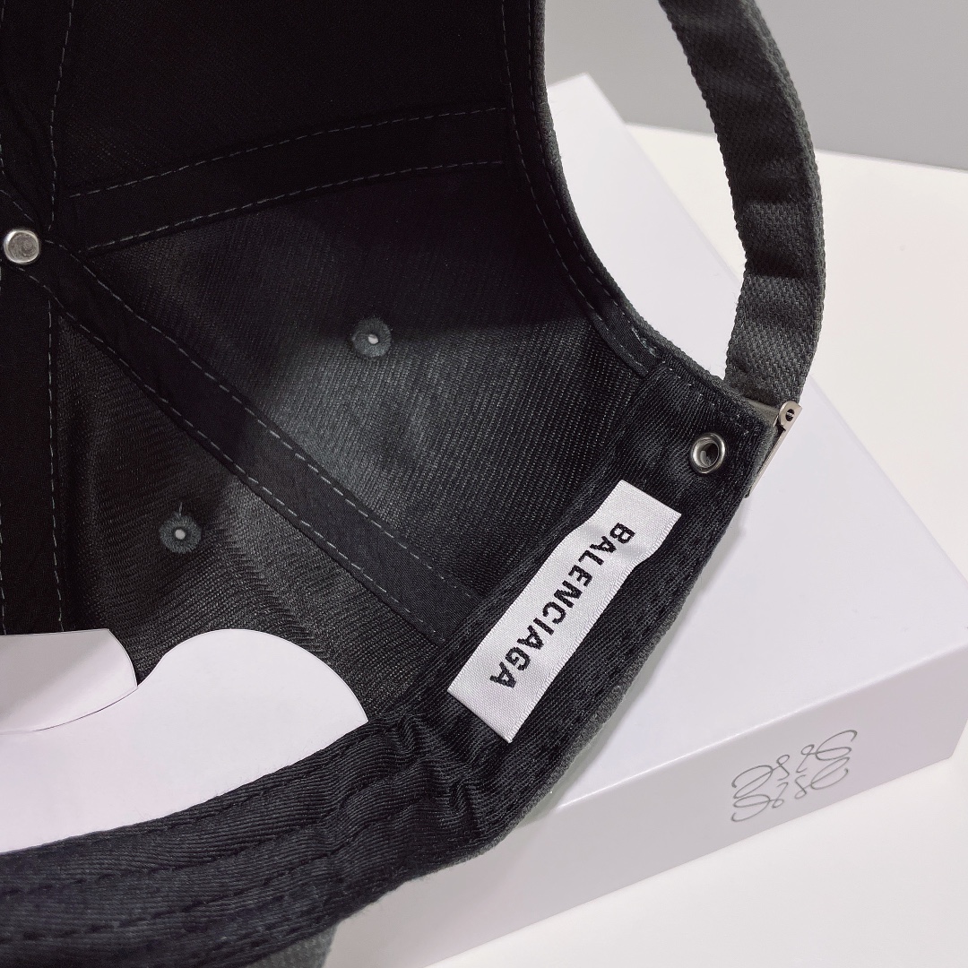 Streetwear Hat balenciaga 329034 - vstockx