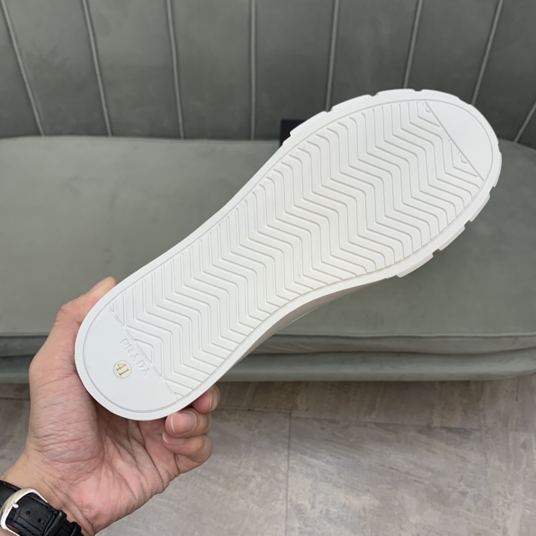 Prada Wheel Cassetta sneaker 2 - vstockx