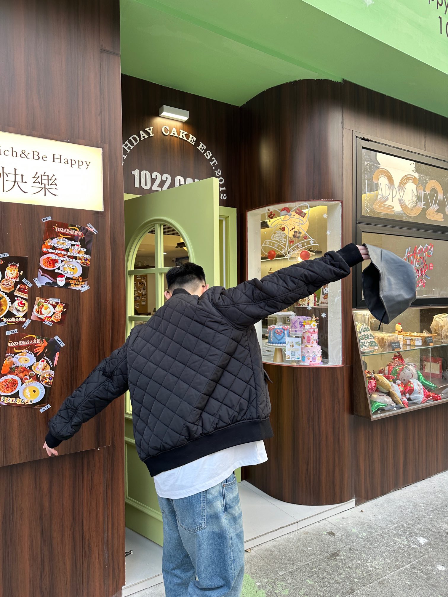 Clothes Burberry 820 - vstockx