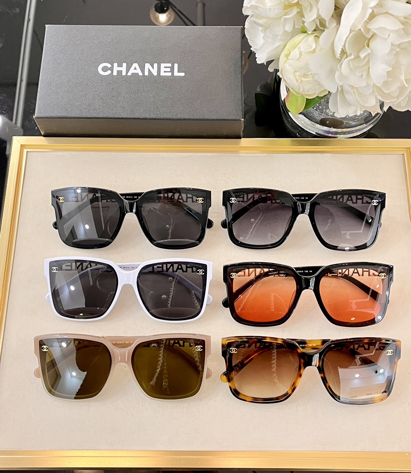 Sunglasses Chanel CH7258 SIZE:63 14-140 - vstockx