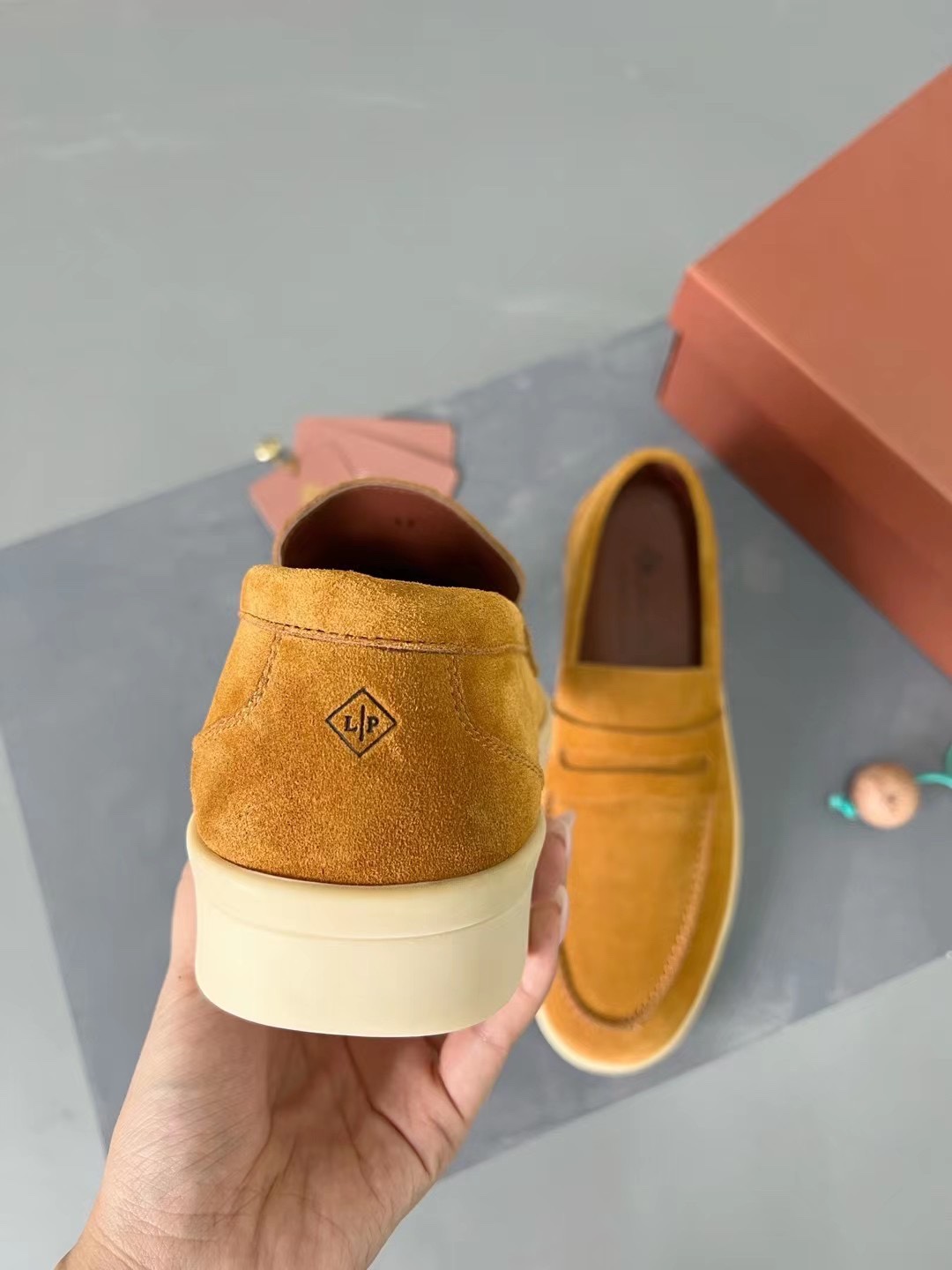Loro Piana shoes 290 - vstockx