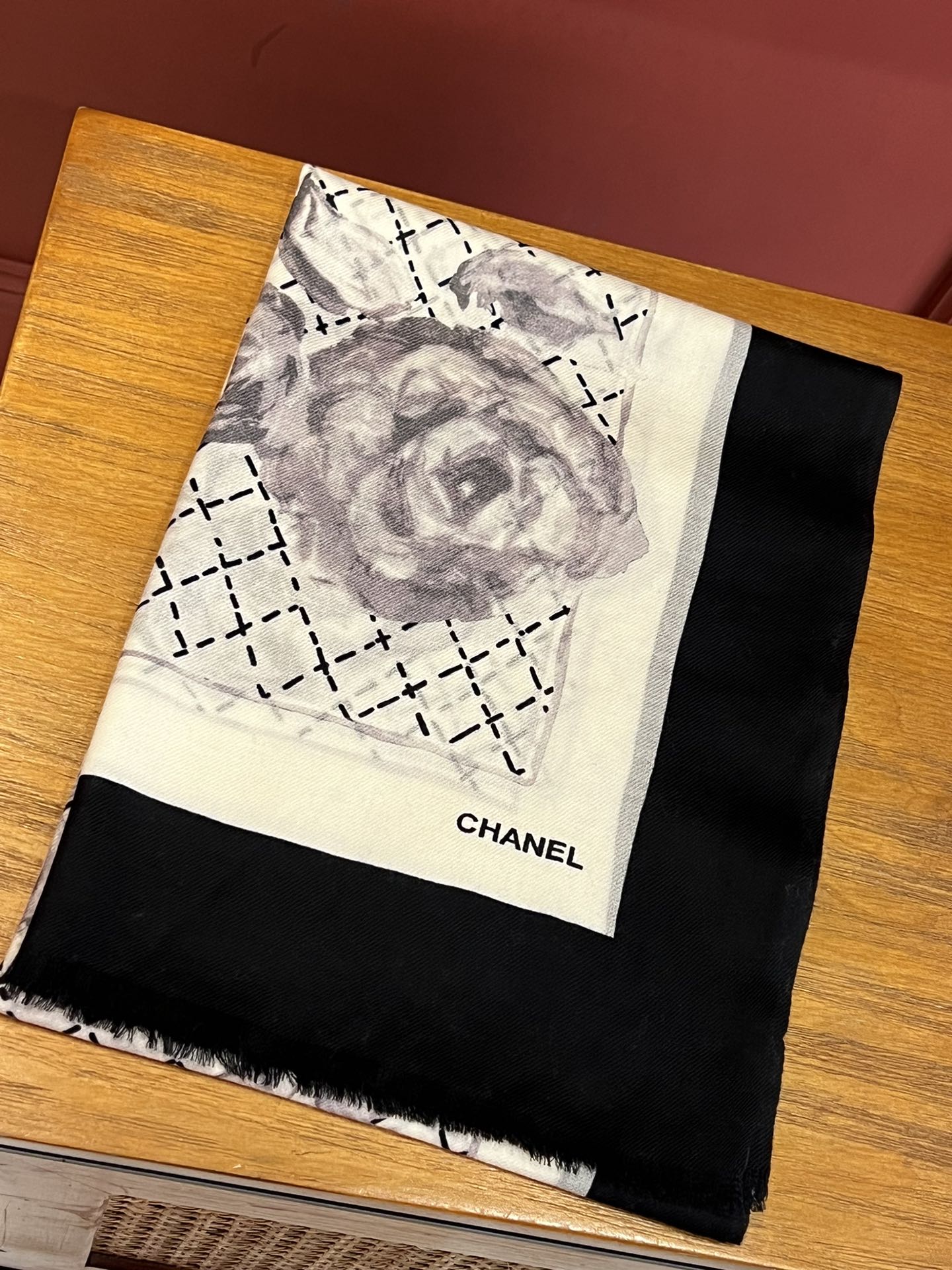 Streetwear Scarf CHANEL 328979 size:100×200cm - vstockx