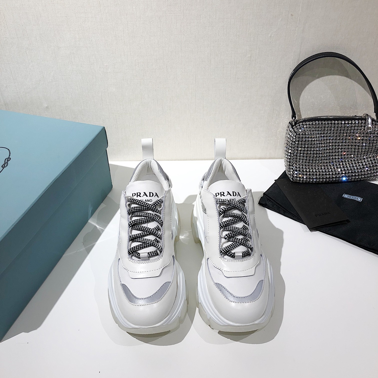 Prada Low Top sneaker 60 - vstockx