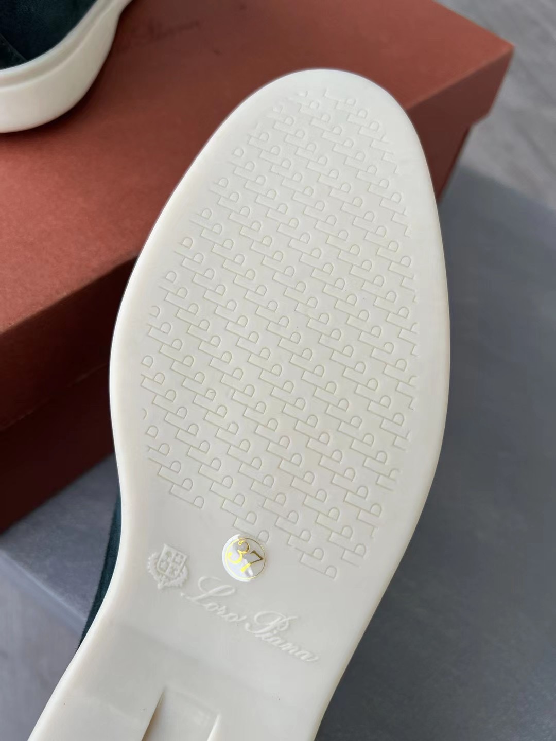 Loro Piana shoes 232 - vstockx