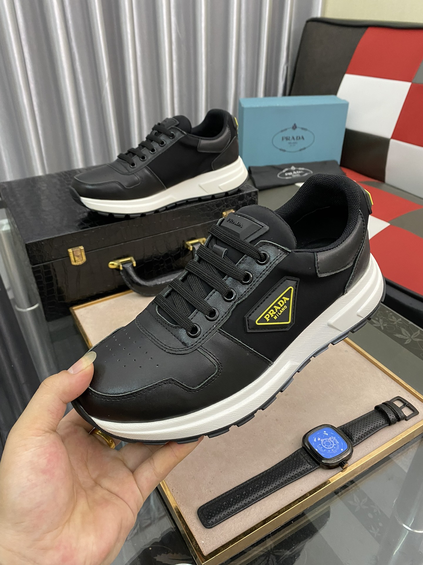 Prada Low Top sneaker 6 - vstockx