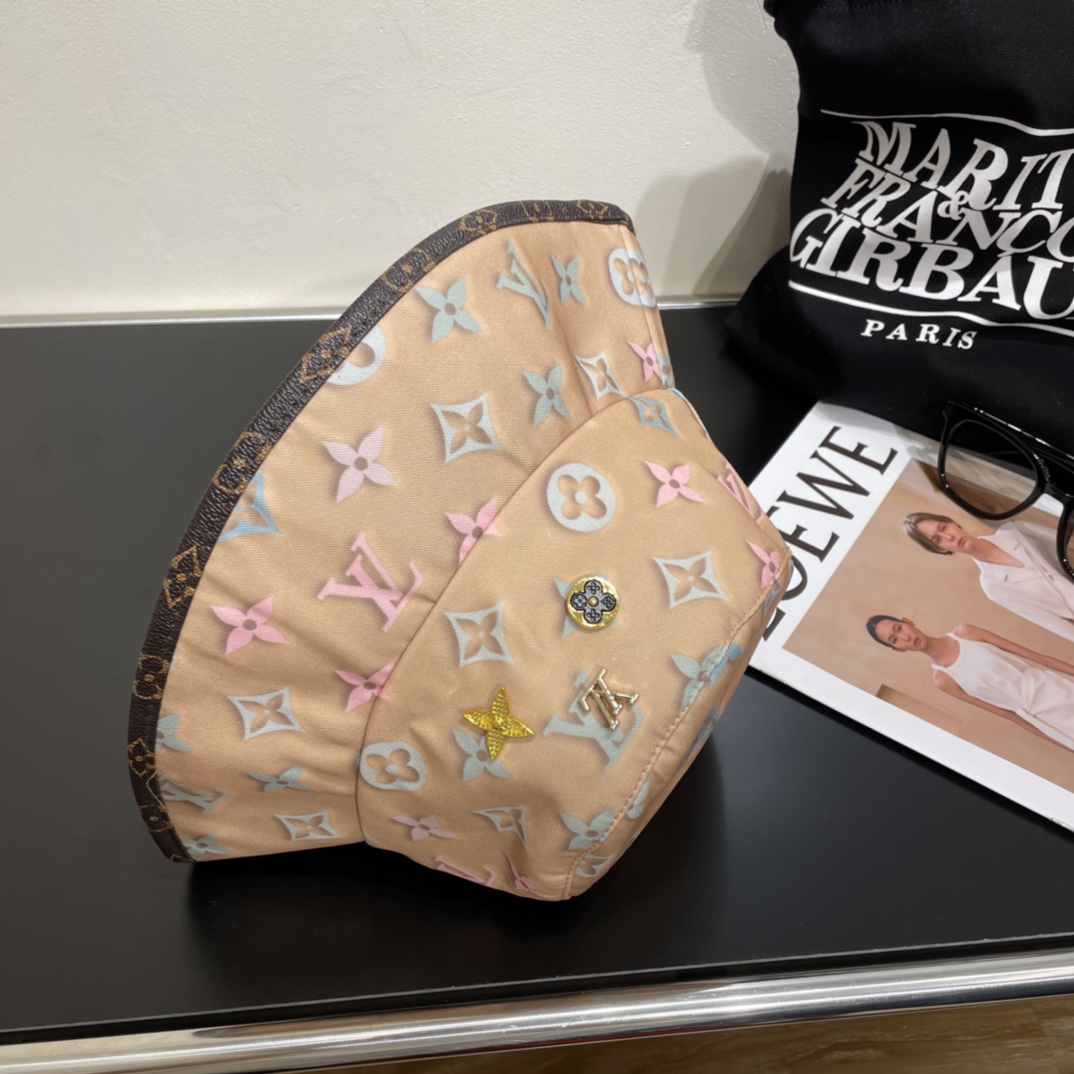 Streetwear Hat LV 329050 - vstockx