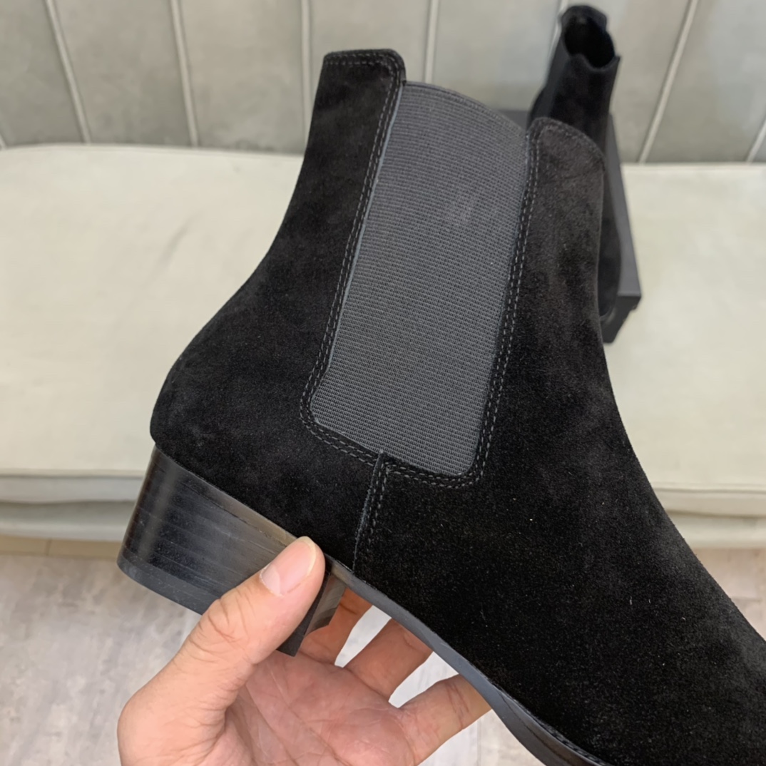 Saint Laurent Boots 10 - vstockx