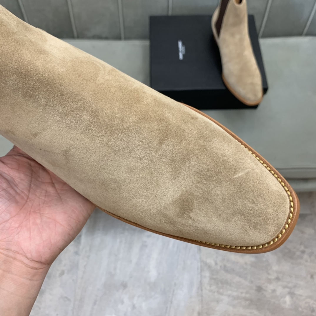 Saint Laurent Boots 11 - vstockx