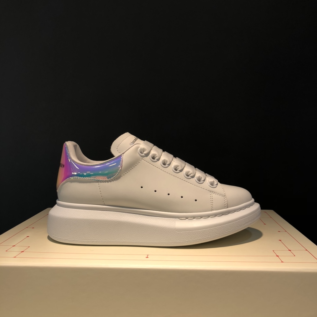 Alexander McQueen Oversized Shock Pink - vstockx