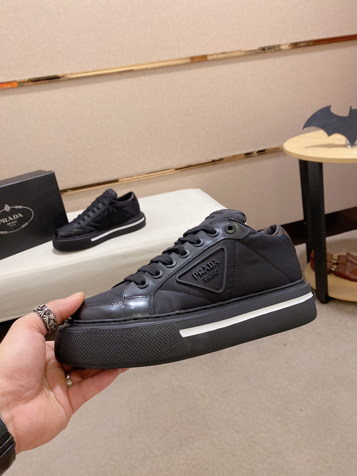 Prada Low Top sneaker 14 - vstockx