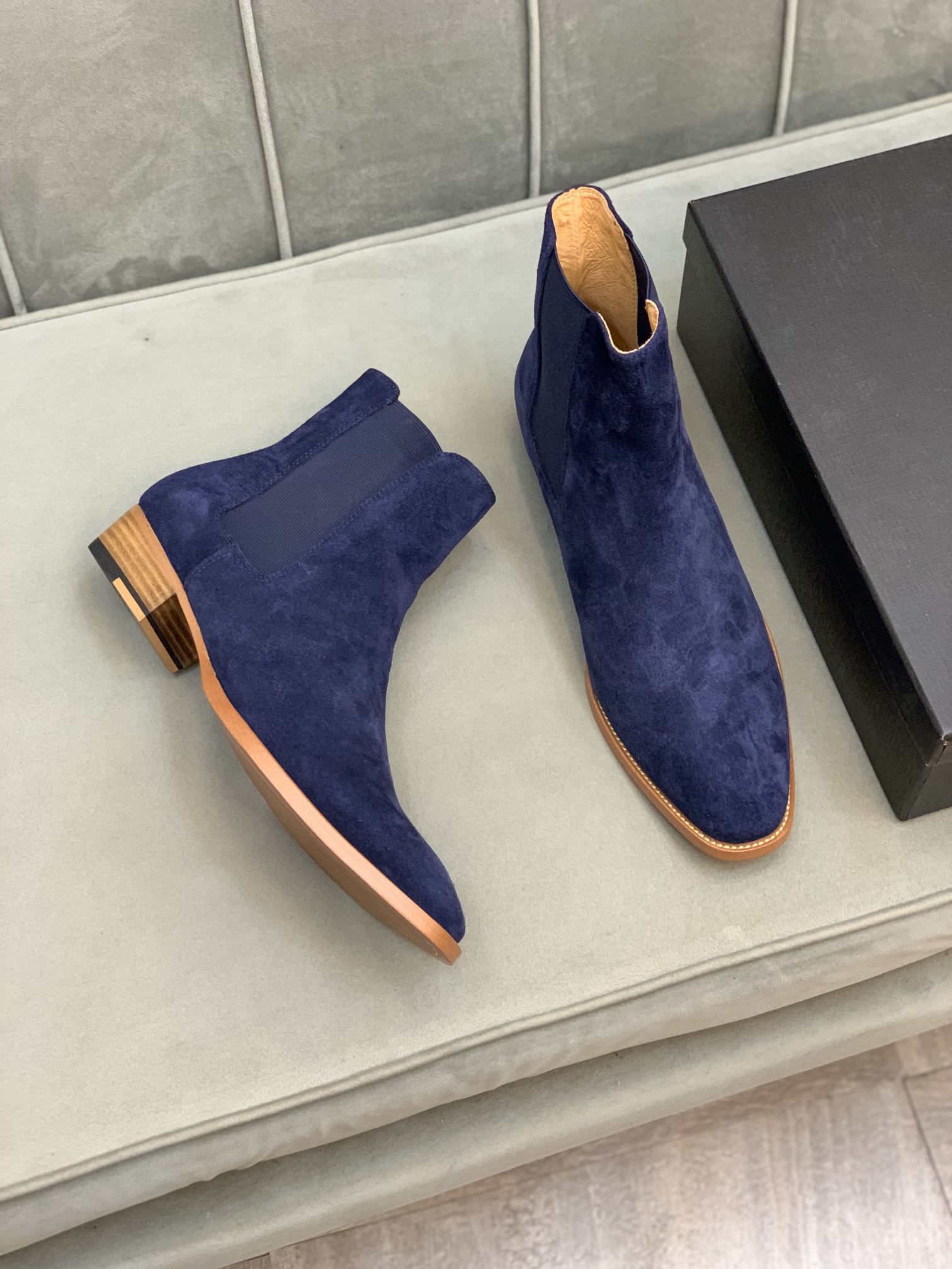 Saint Laurent Boots 14 - vstockx