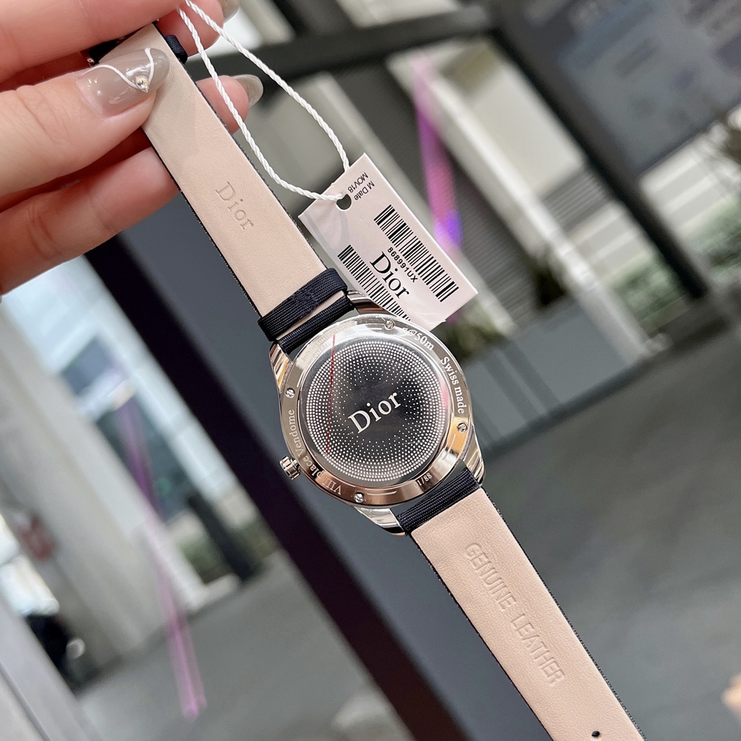 Watches Dior 323392 size:34 mm - vstockx