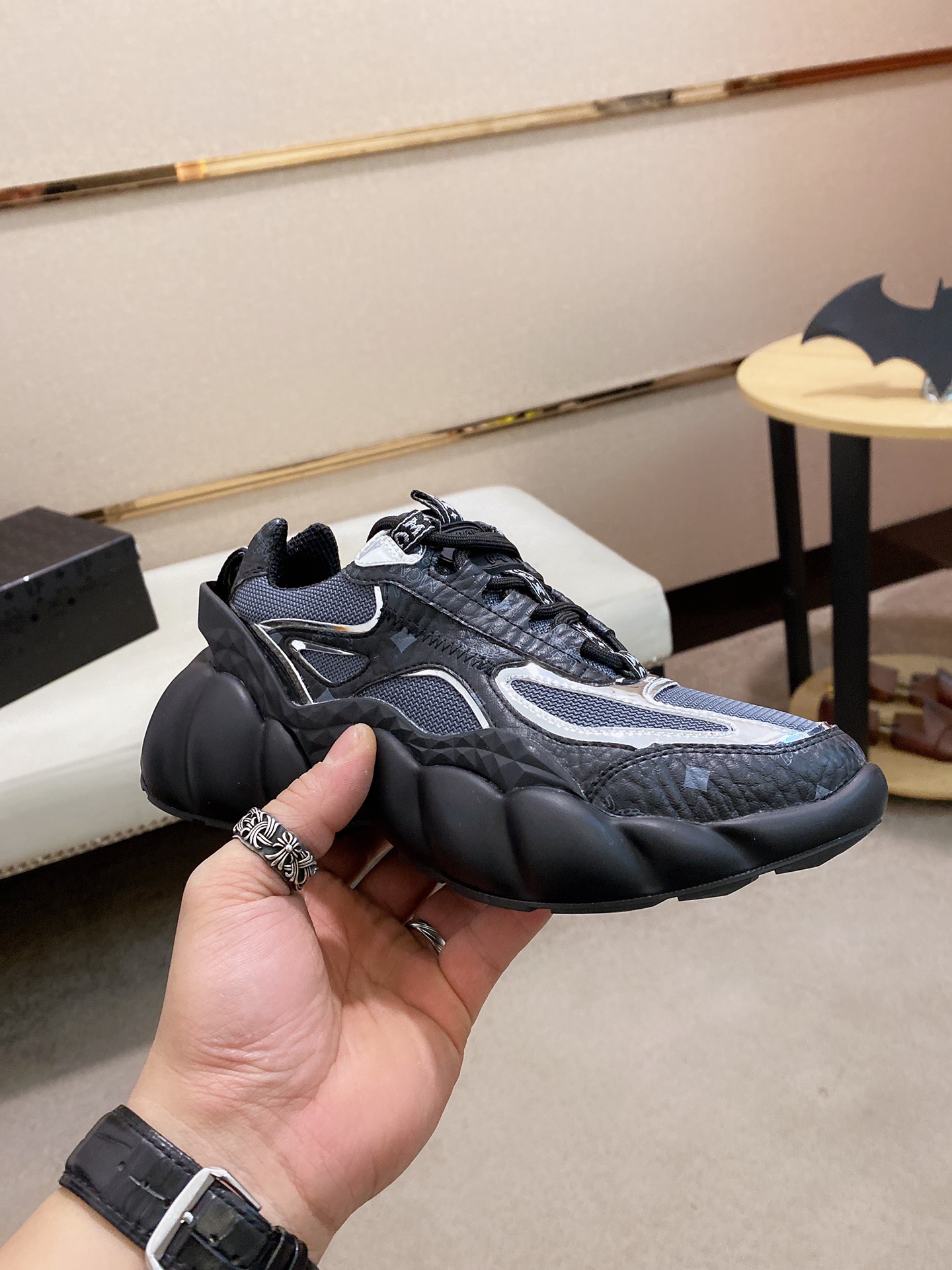 MCM Low Top Logo Lace-up Sneakers 1 - vstockx