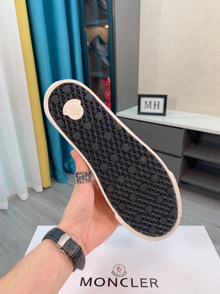 Moncler Lissex High Top Sneakers 9 - vstockx