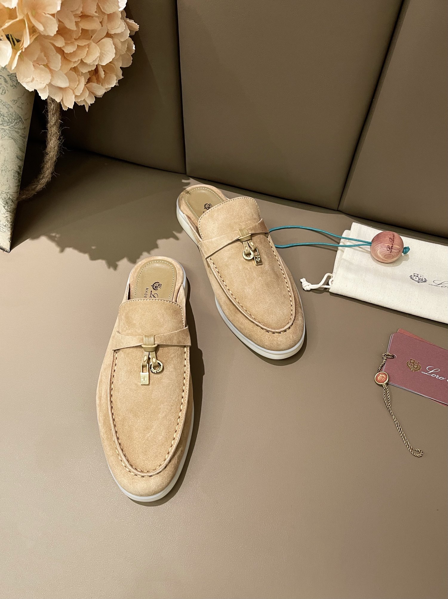 Loro Piana shoes 249 - vstockx