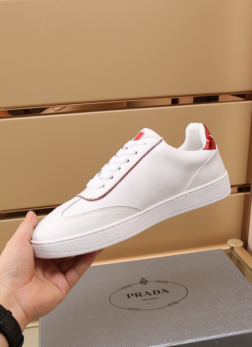 Prada Low Top sneaker 22 - vstockx