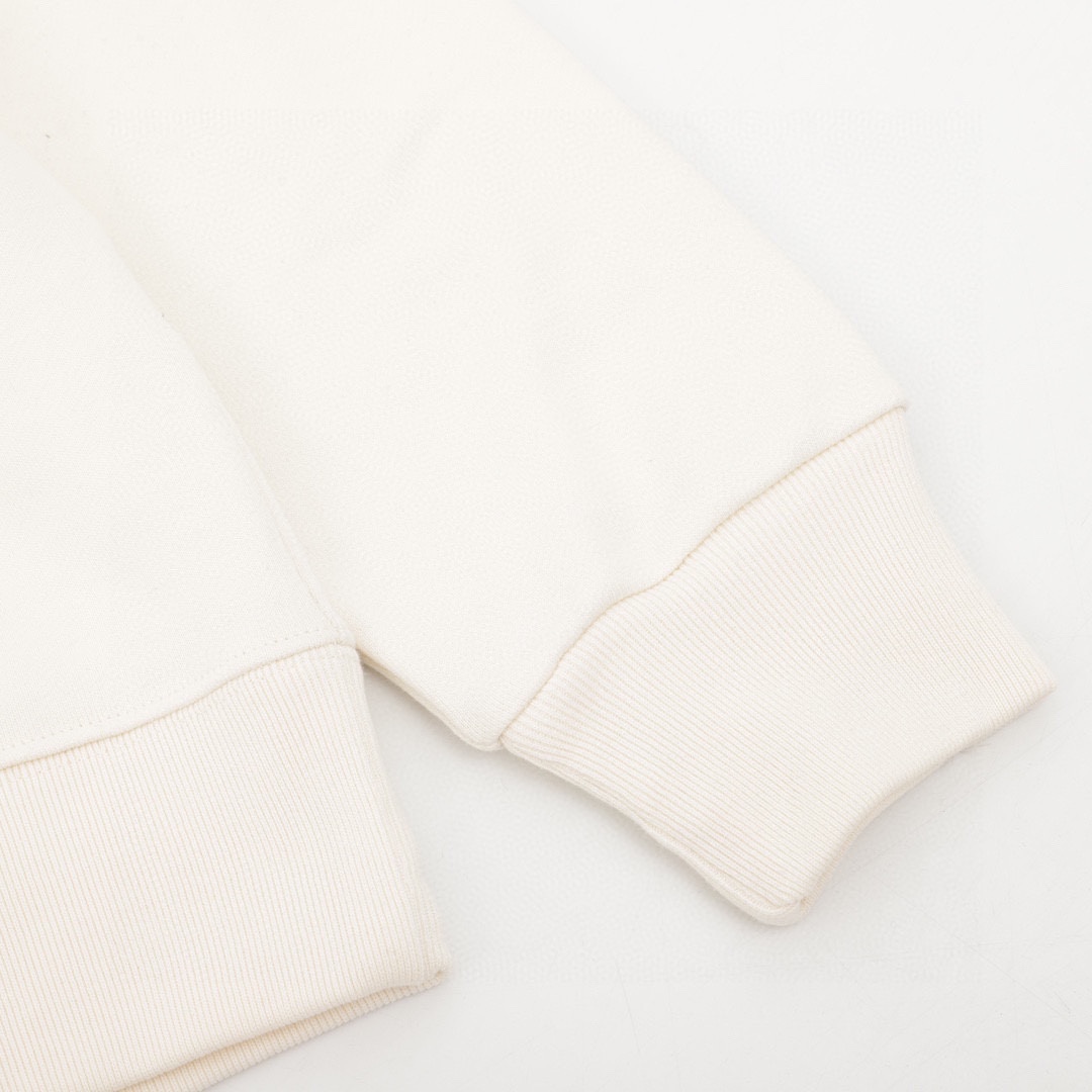 Clothes Gucci 339 - vstockx