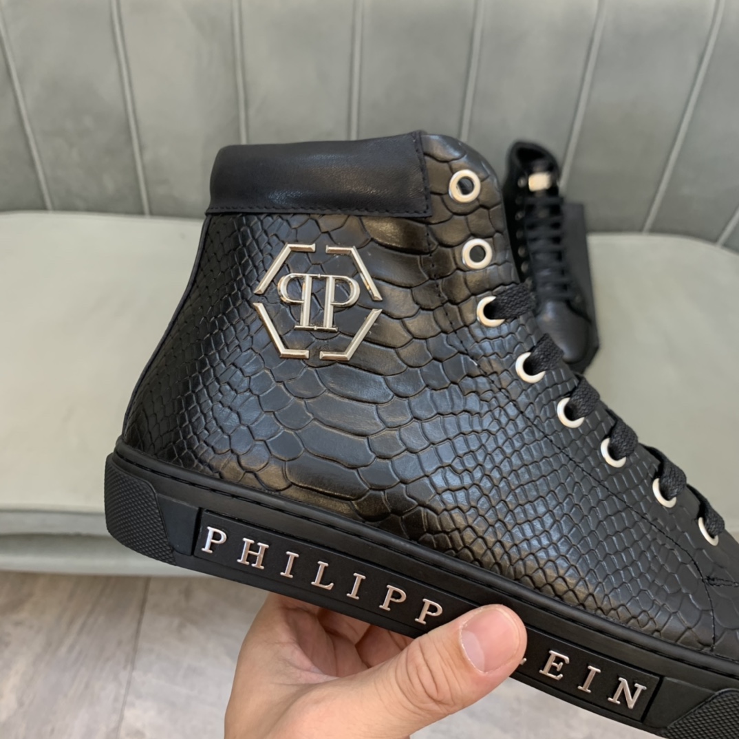 Philipp Plein High Top Sneakers 1 - vstockx