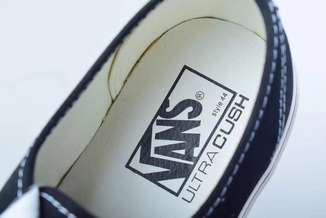 Vans Authentic - vstockx