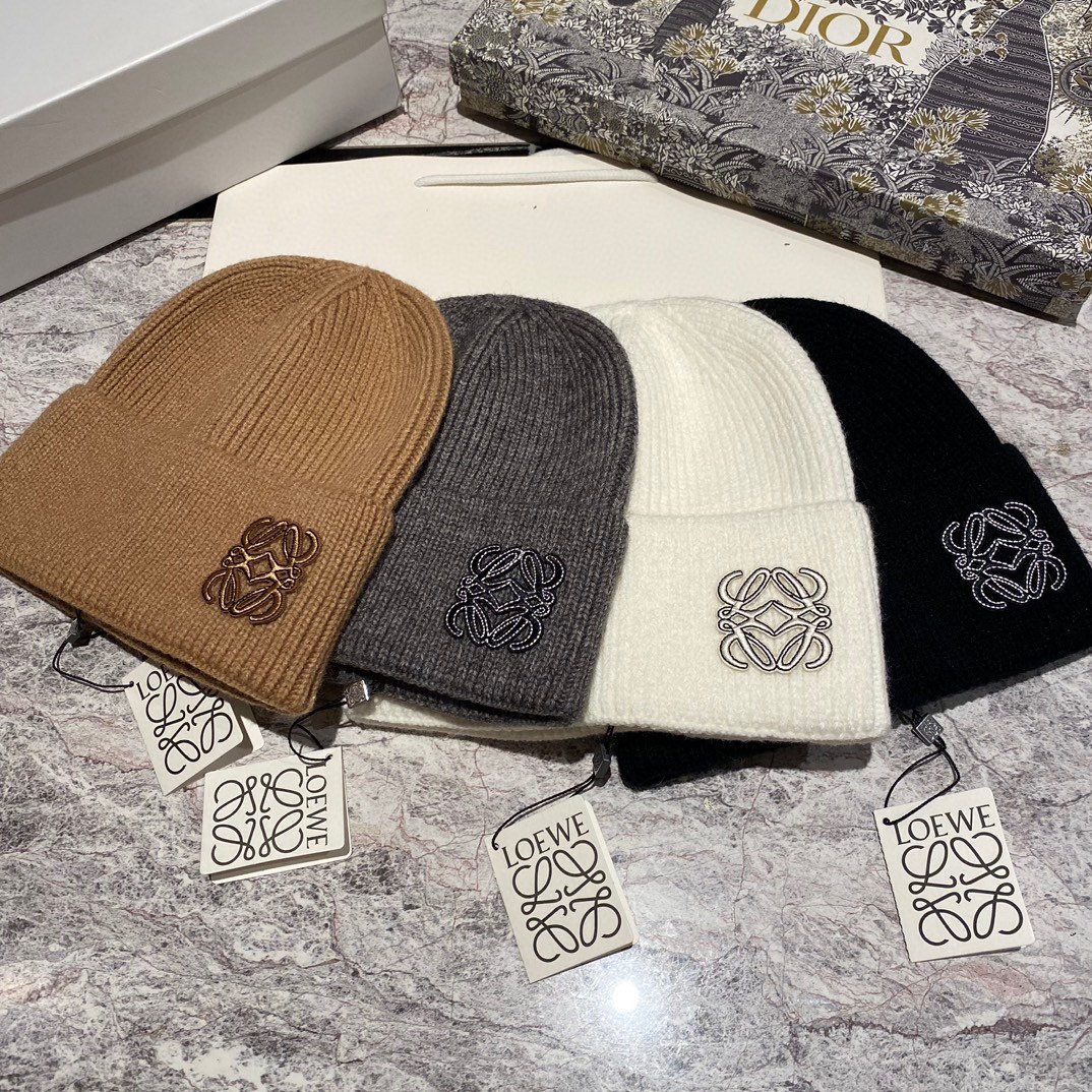 Streetwear Hat LOEWE 328907 - vstockx