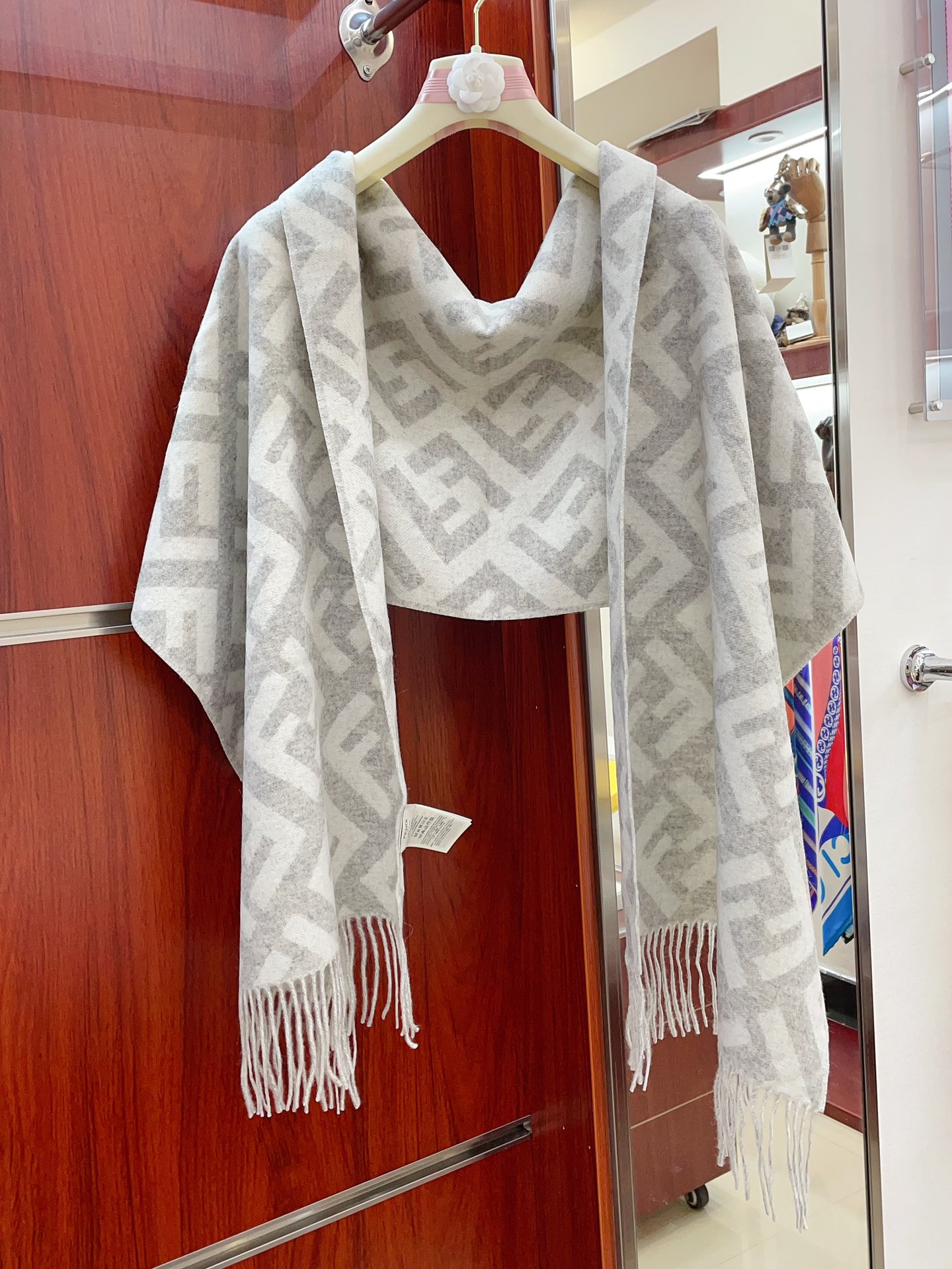 Streetwear Hat Fendi 328873 - vstockx