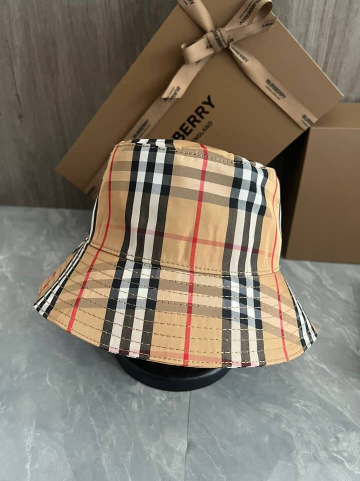 Burberry Vintage Check Bucket Hat Brown - vstockx