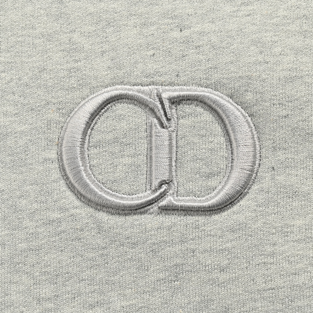 Clothes DIOR 617 - vstockx