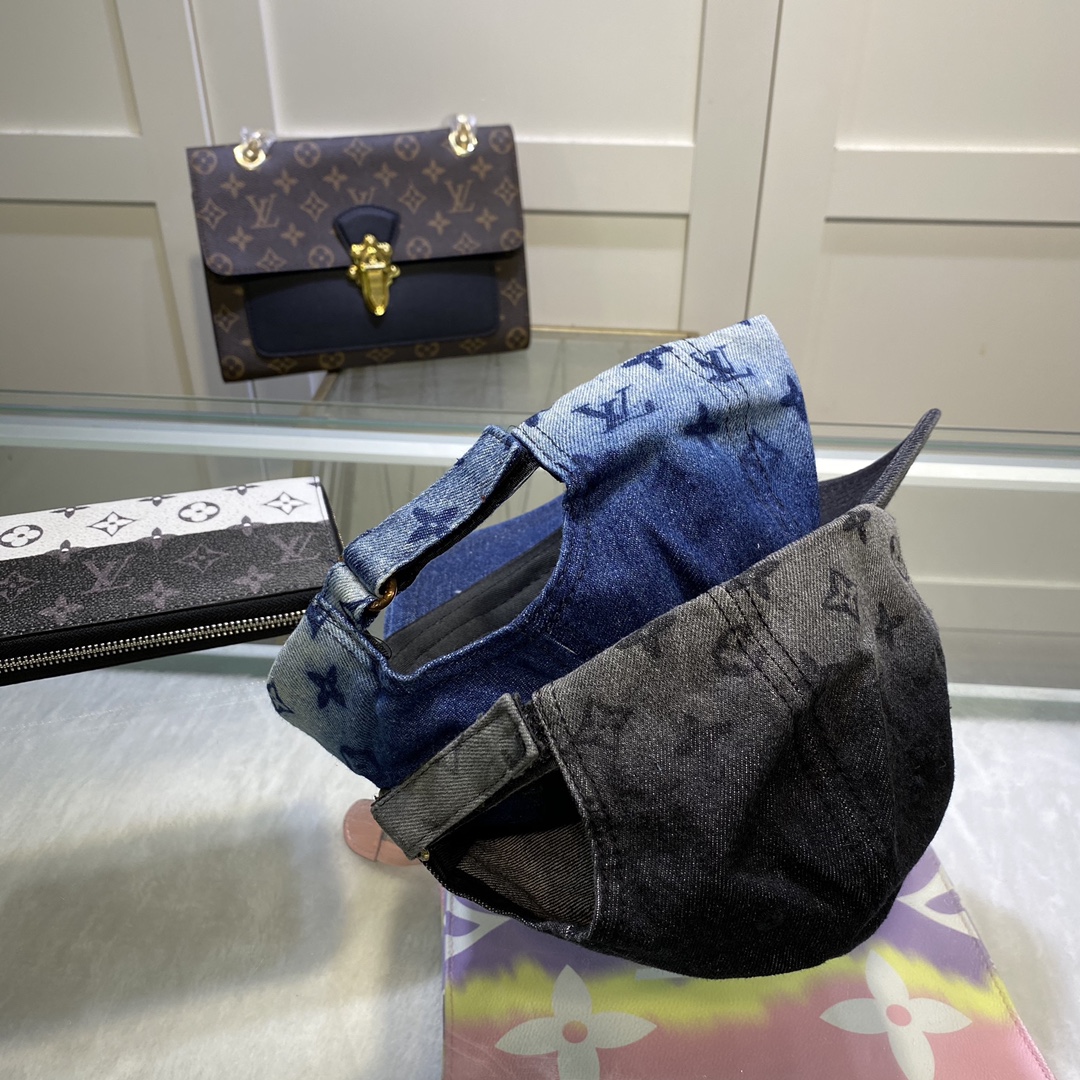 Hat Louis Vuitton 2 - vstockx