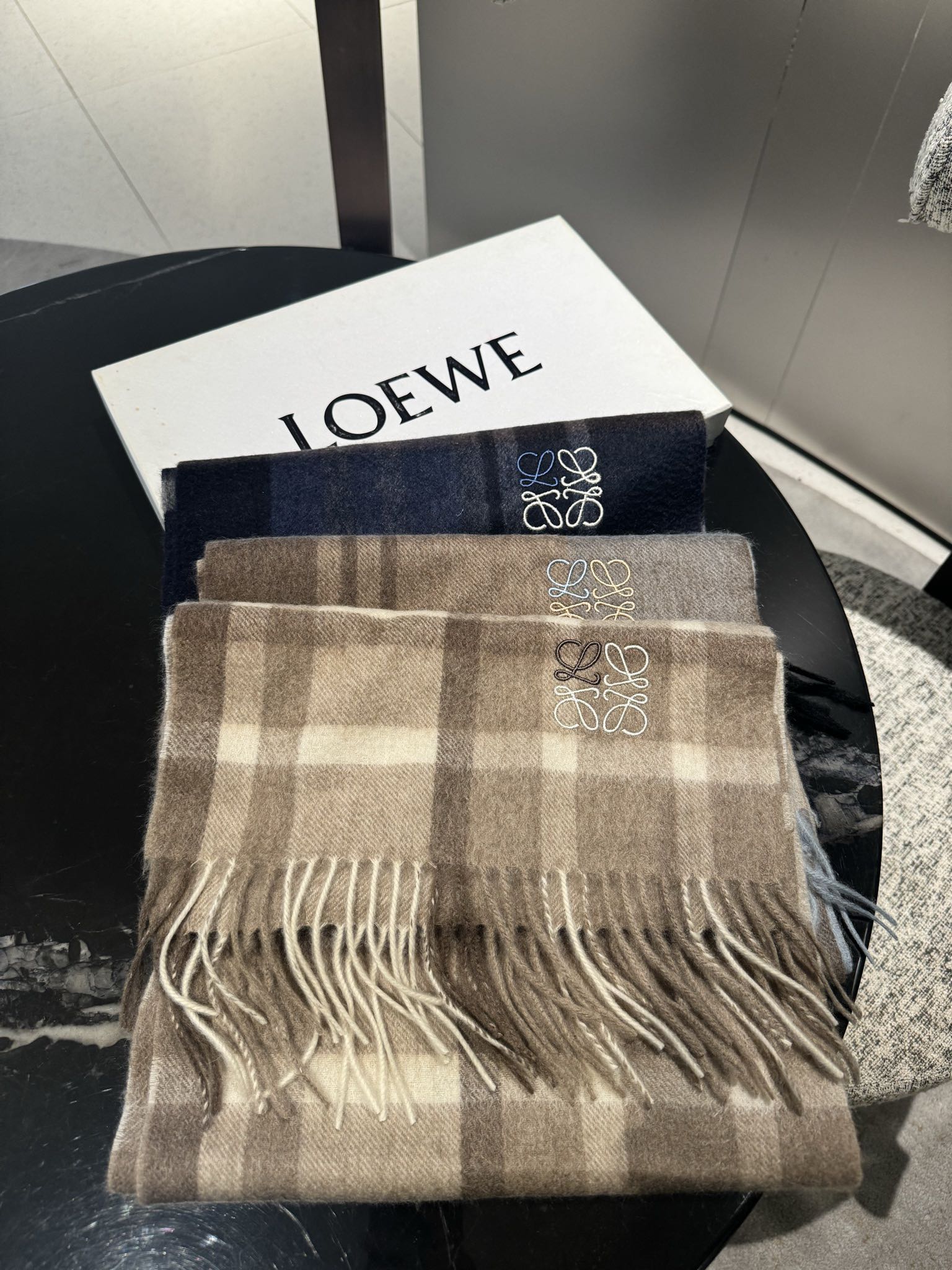 Streetwear Scarf Dior 328964 SIZE:40*180cm - vstockx