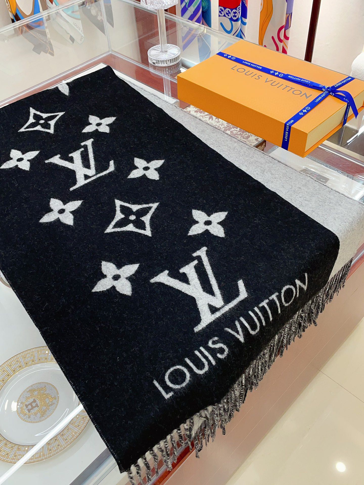Streetwear Scarf LV 328826 size:45*190cm - vstockx