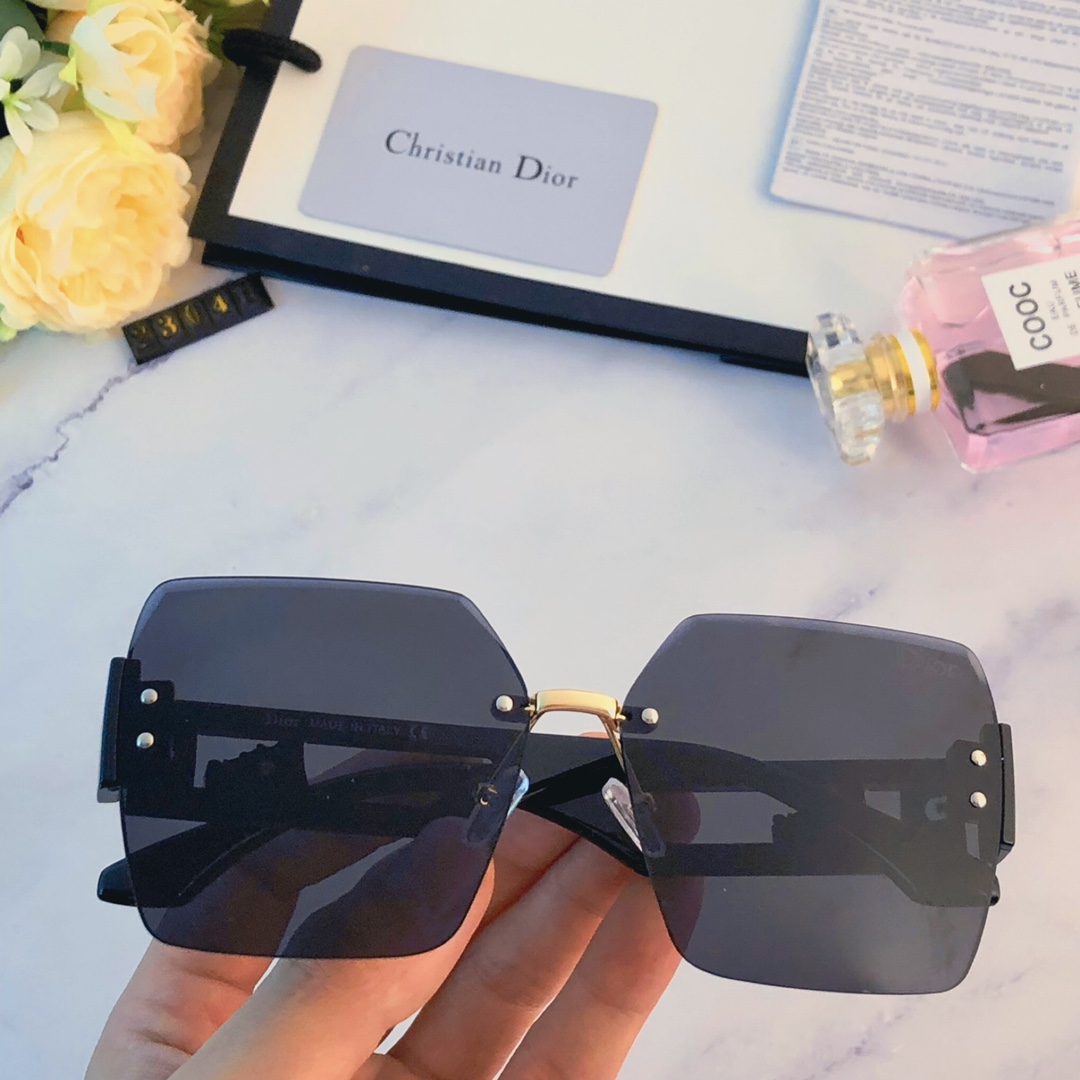 sunglasses Dior 22 - vstockx