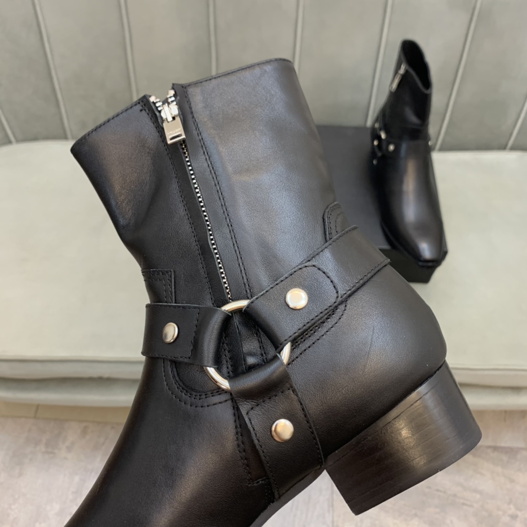 Saint Laurent Boots 5 - vstockx