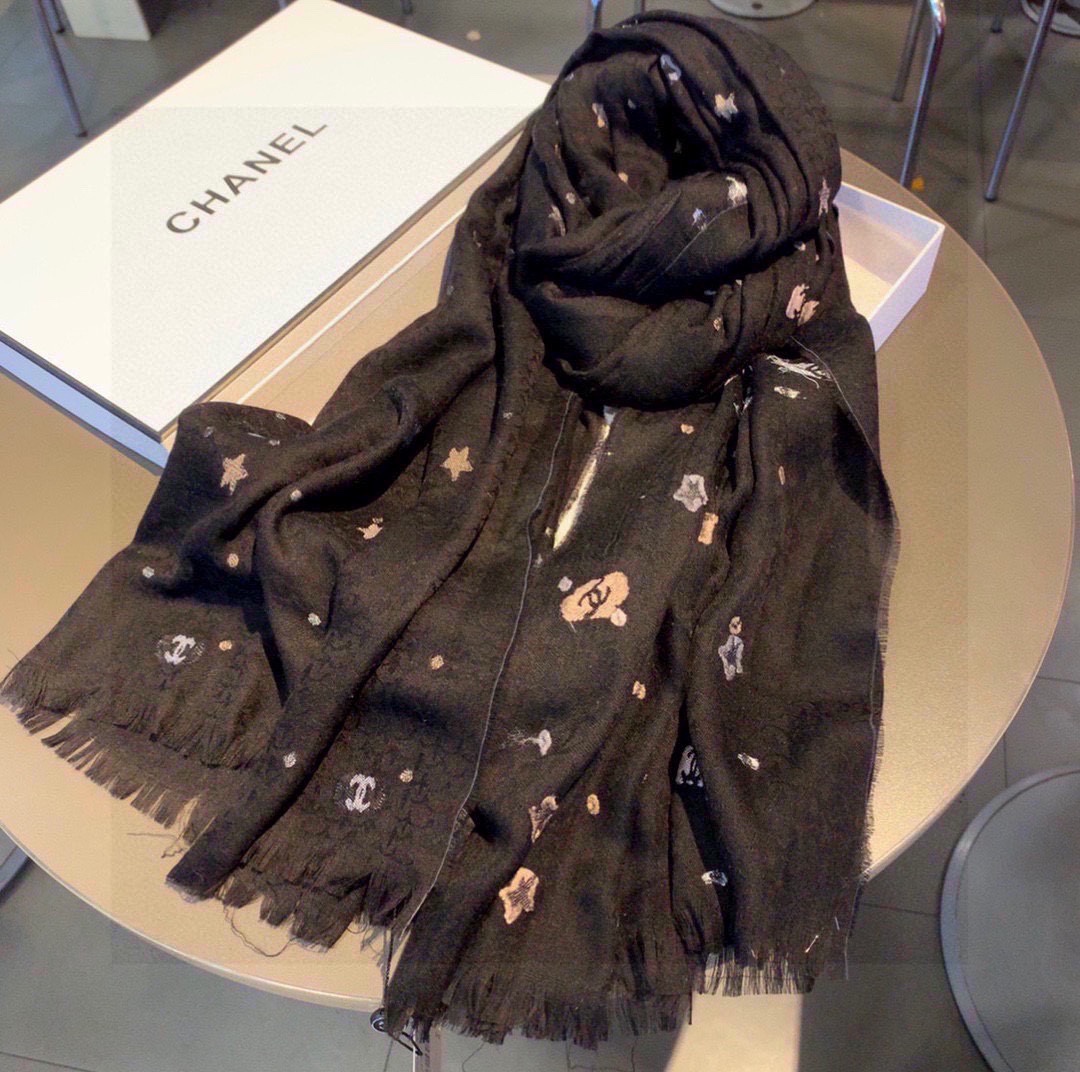 Streetwear Scarf CHANEL 329007 SIZE:90*200cm - vstockx
