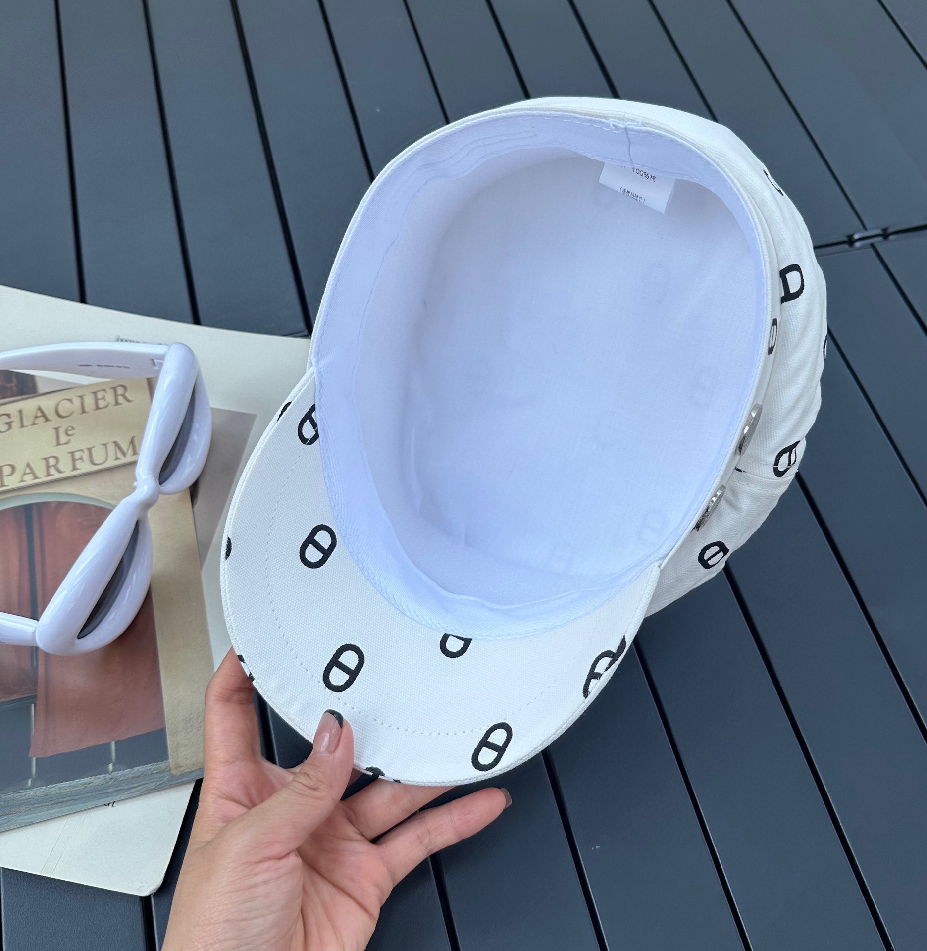 Streetwear Hat Celine 329361 - vstockx