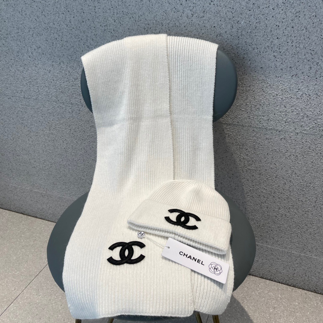 Hat & Scarf Chanel 4 - vstockx