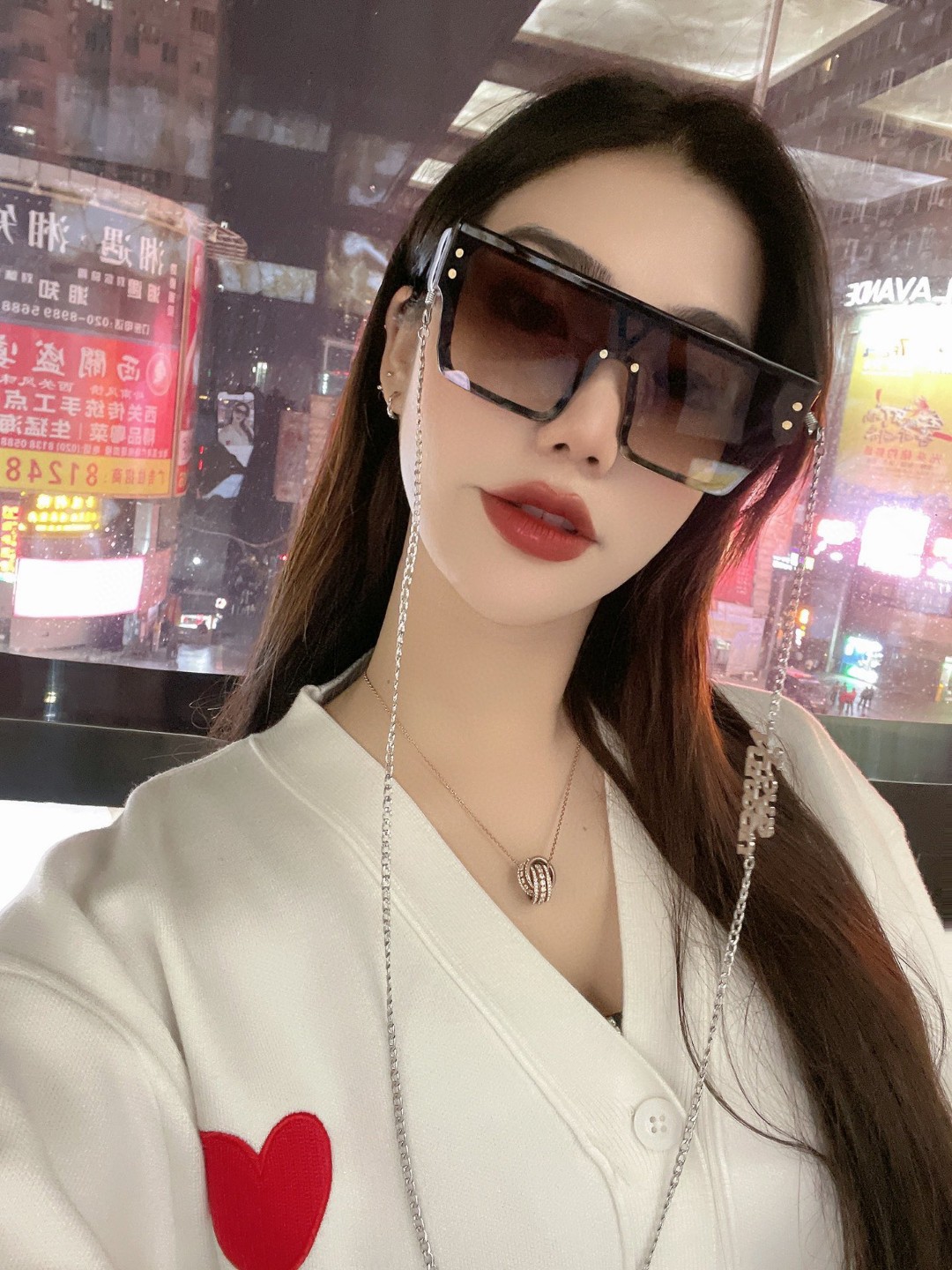 Sunglasses Louis Vuitton Waimea Z1583E SIZE:148-145 - vstockx