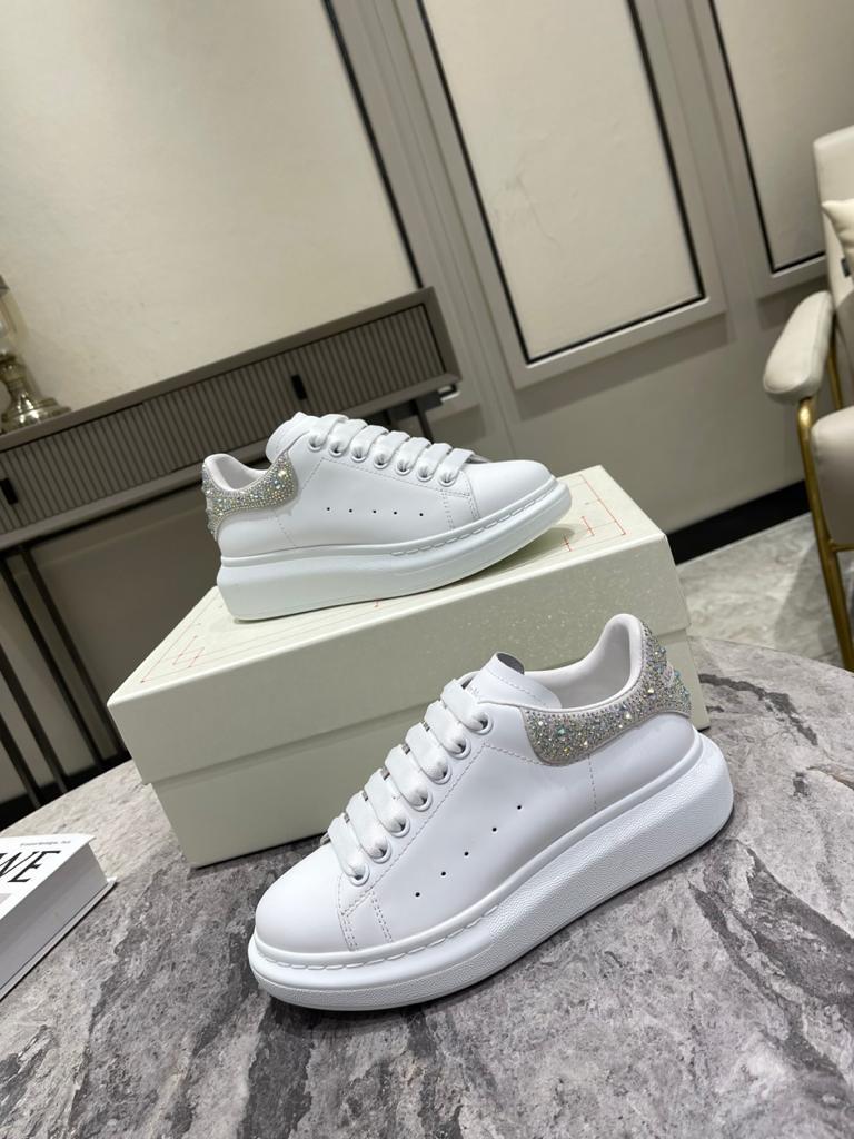 Alexander McQueen Oversized White porcelain - vstockx