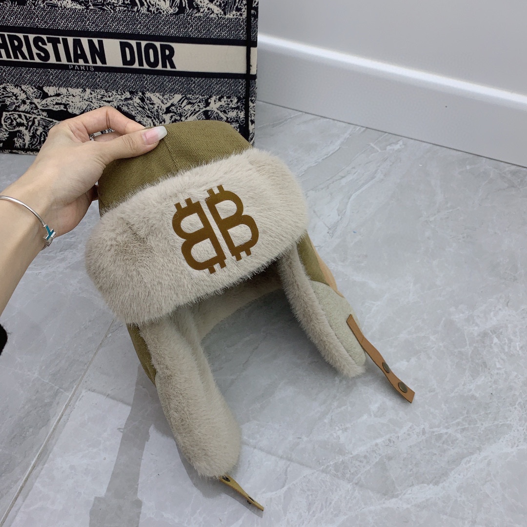 Streetwear Hat balenciaga 328905 - vstockx