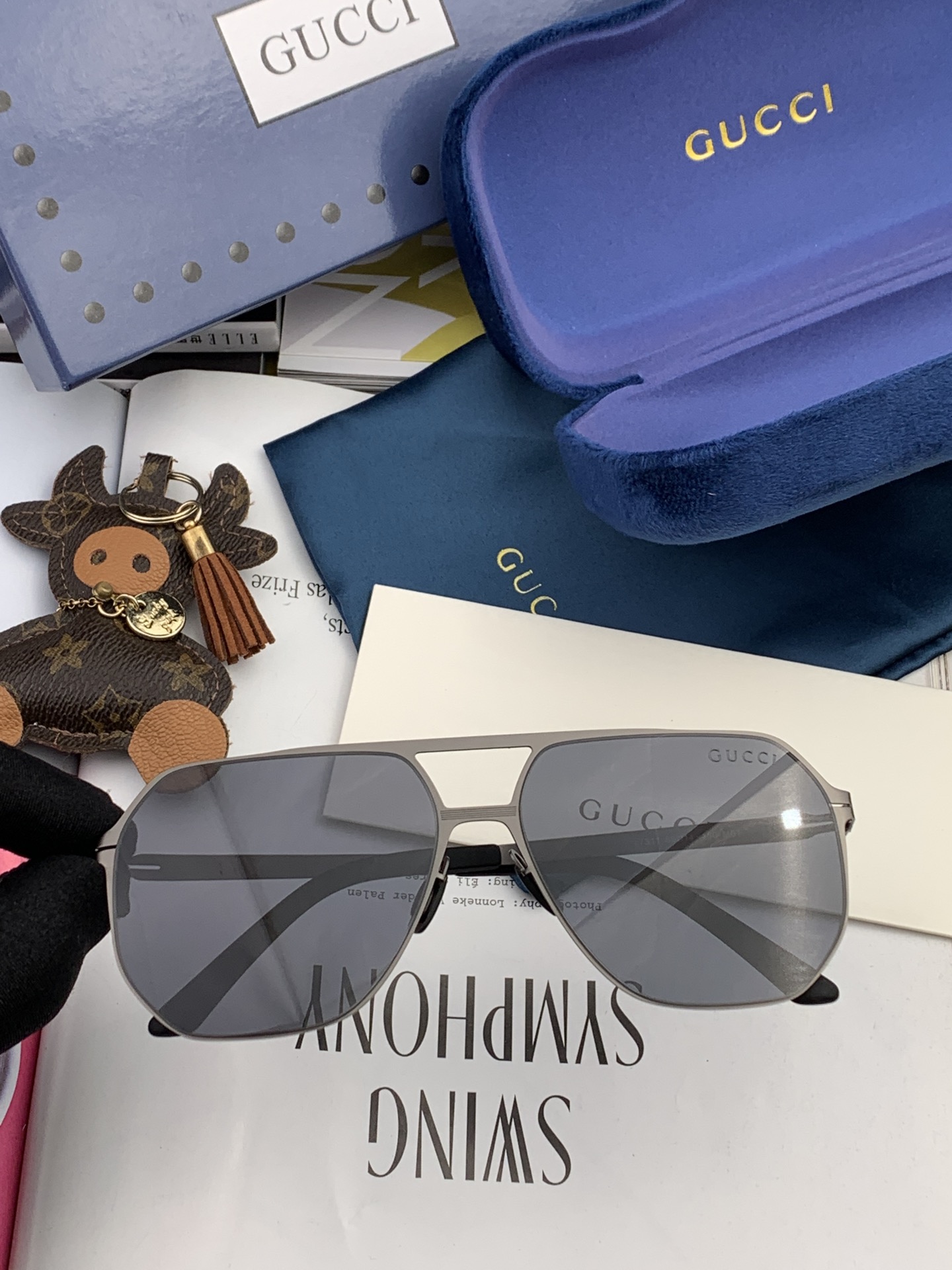 Sunglasses Gucci G1731 - vstockx