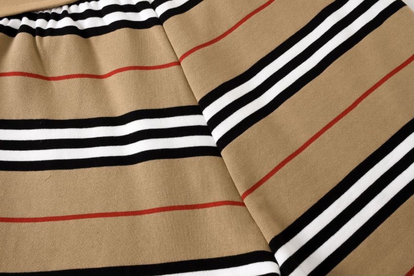 Clothes Burberry 336 - vstockx