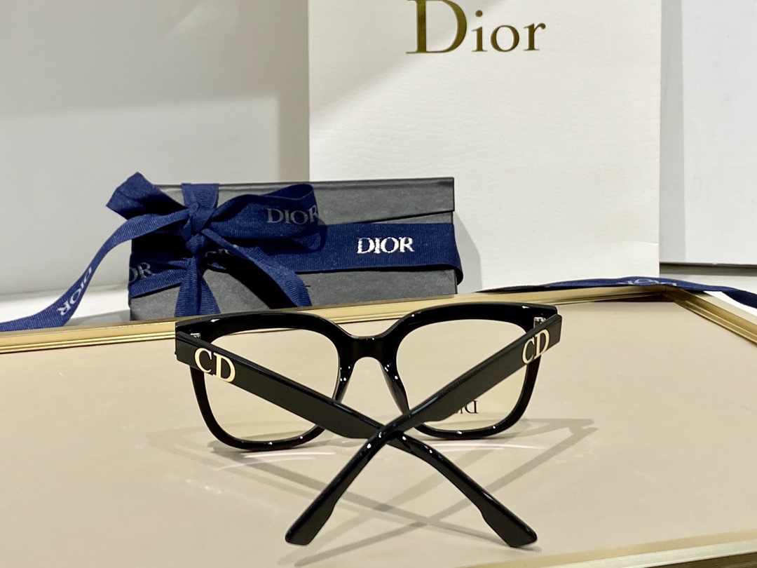 Sunglasses Dior CD1 - vstockx
