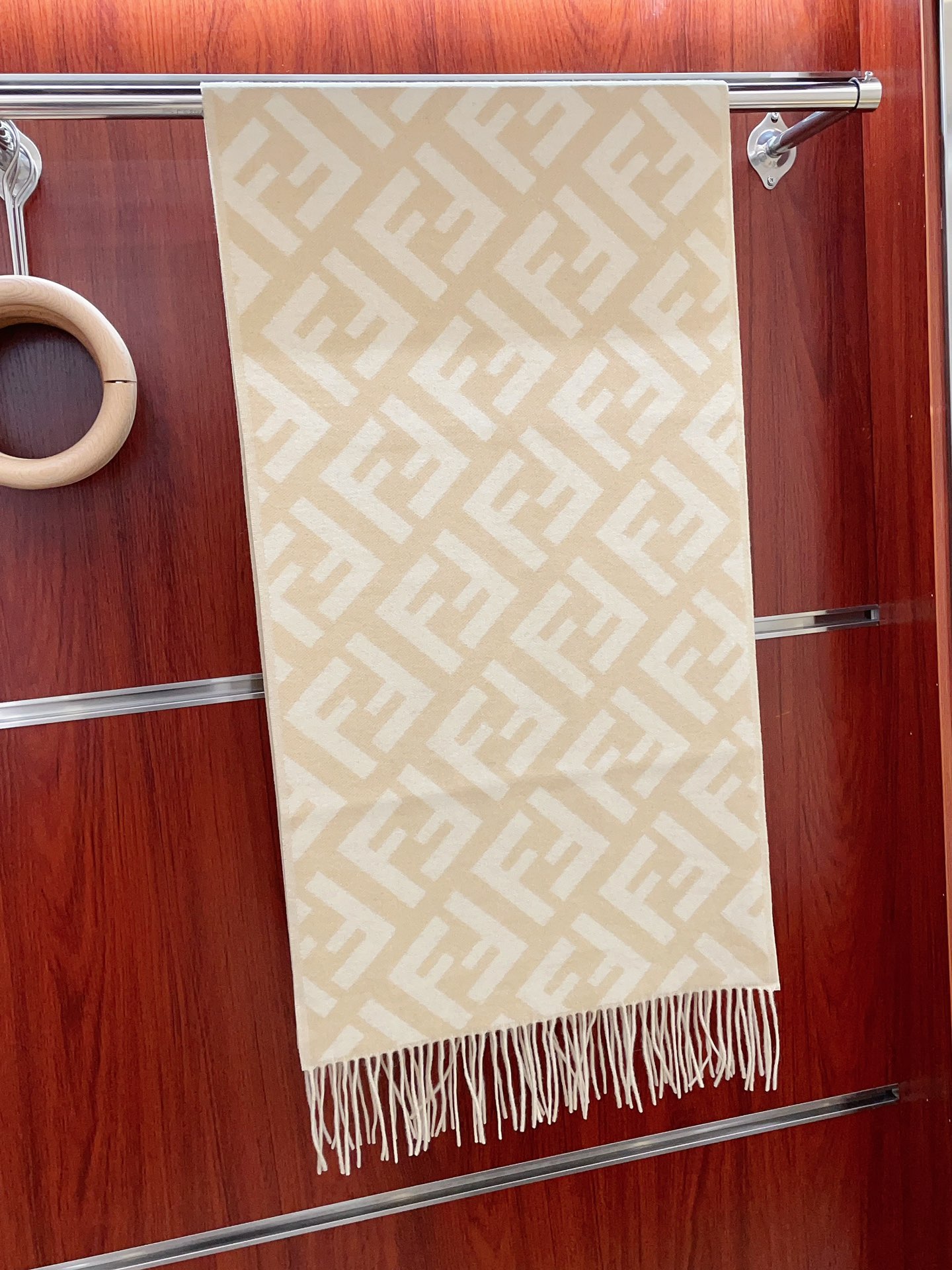 Streetwear Hat Fendi 328874 - vstockx