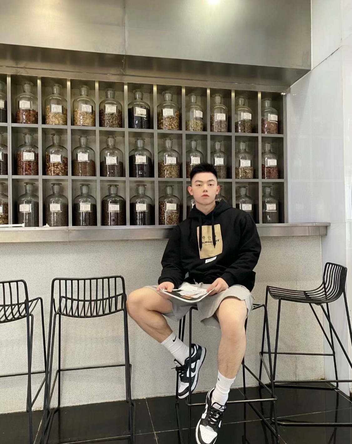 Clothes Burberry 813 - vstockx