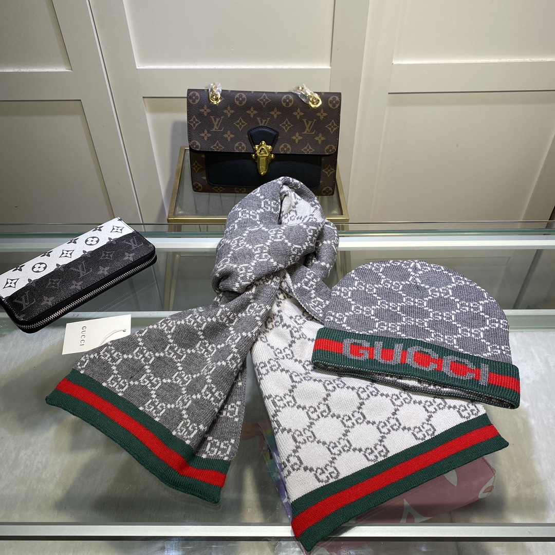 Hat & Scarf Gucci 1 - vstockx